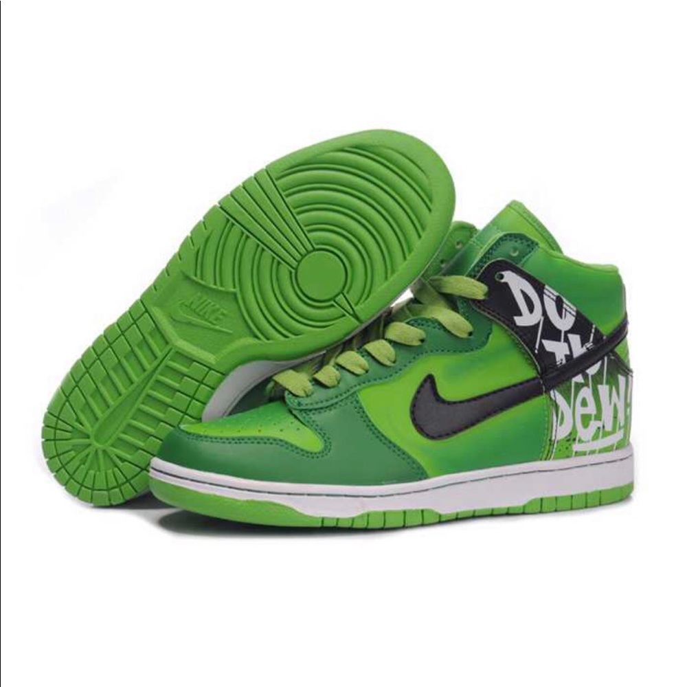 “Do the Dew” Nike Shoes 💚